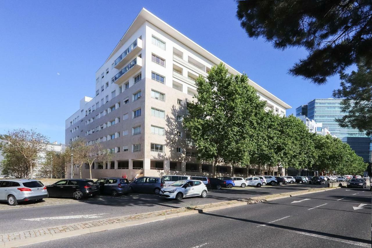 Ferienwohnung Expo Prestige By Homing Lisboa Exterior foto